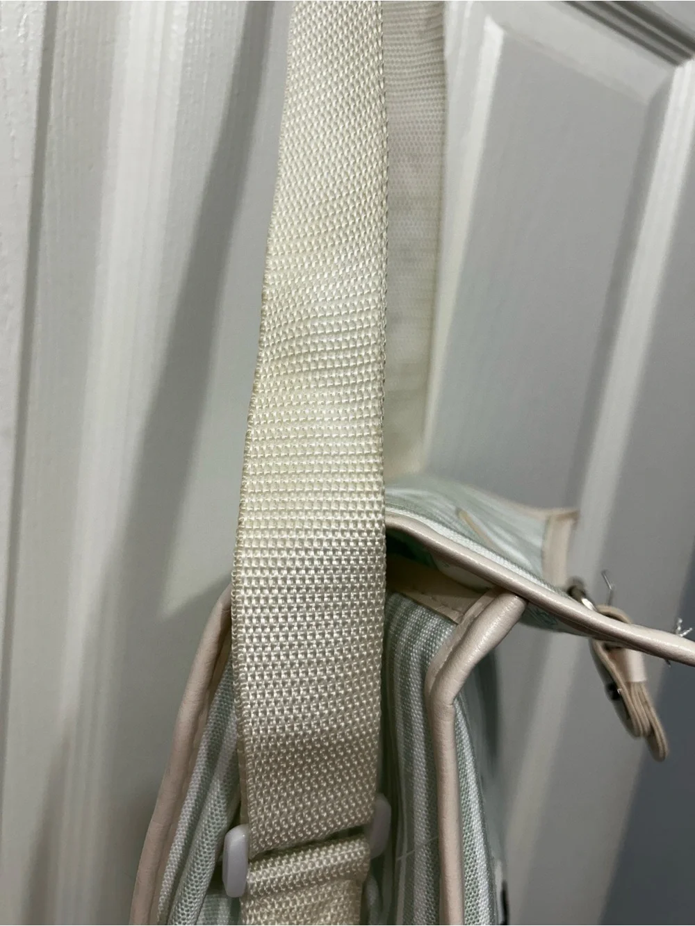 Cooler Bag in Light Green Strip